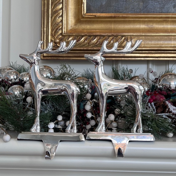 Pottery Barn Silver Plated Reindeer Stocking Holders NWT/In Boxes Rare Find! - Picture 1 of 9